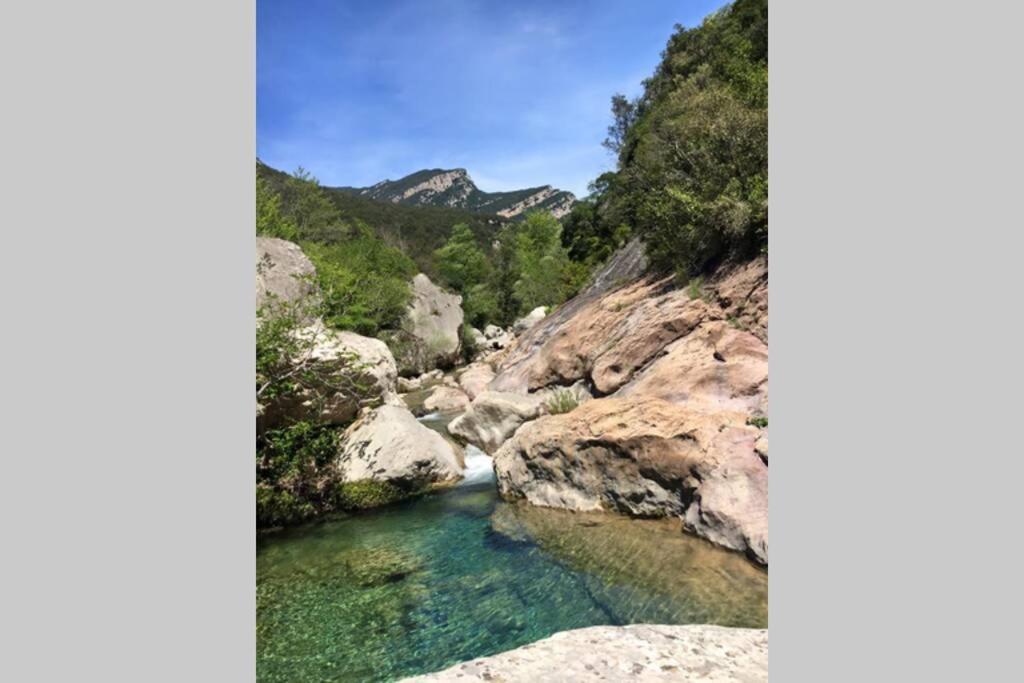 Pont De Valenti Mountain Retreat Lägenhet Girona Exteriör bild